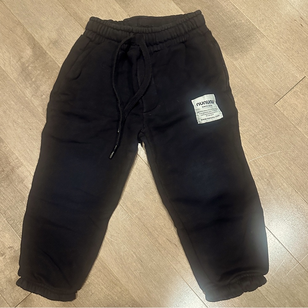 Nununu black baggy sweatpants size 2-3